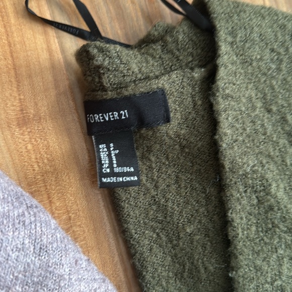 Lot of 3 Cardigans - Picture 3 of 4